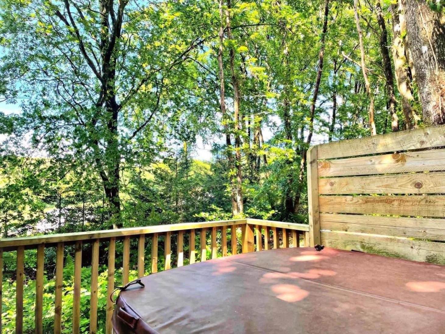Welsh Villa-Hot Tub-Tenby-Carmarthen-Forestsetting Экстерьер фото